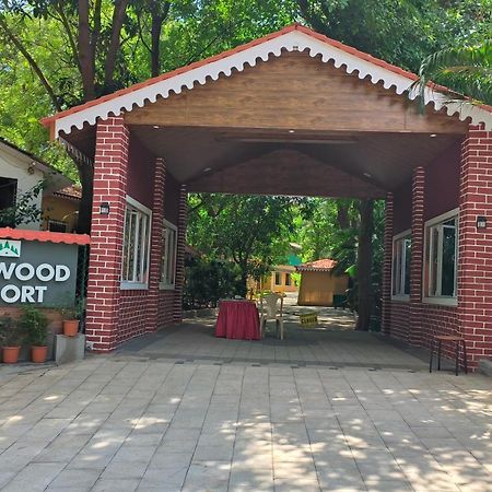 Pinewood Resort Karjat Exterior foto